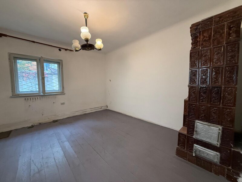 Teren cu casa de renovat Bulevardul Basarabia Murgeni comision zero